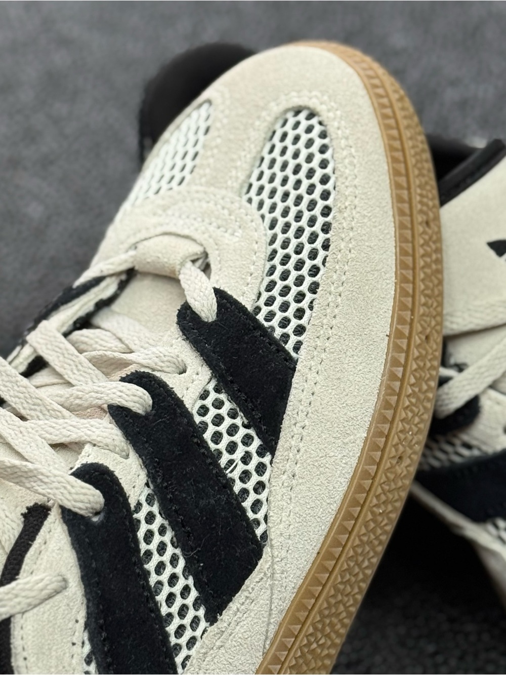 Adidas Handball Spezial ST Off White Black & Cream - Picture 4 of 7